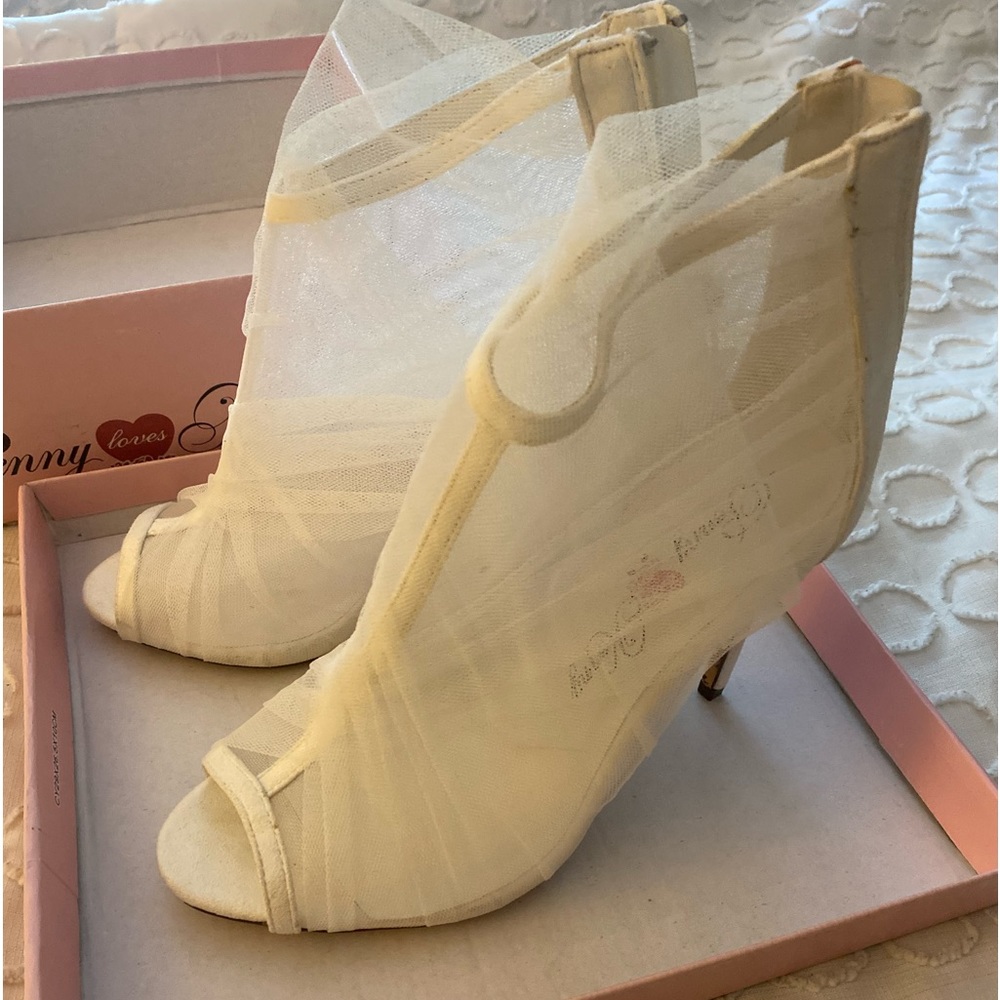 Brand new with tags white heels